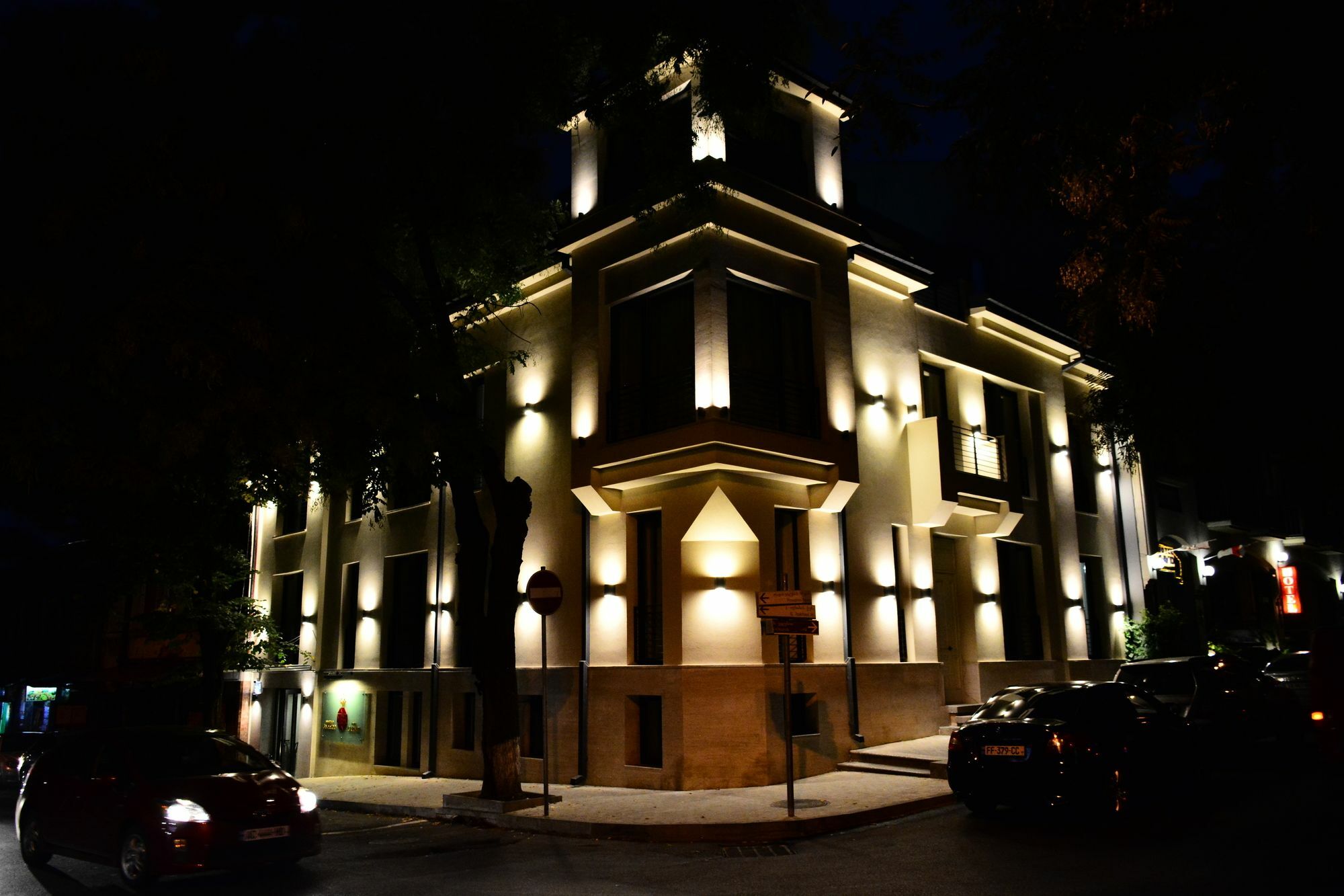 Hotel Garnet Tbilisi Buitenkant foto